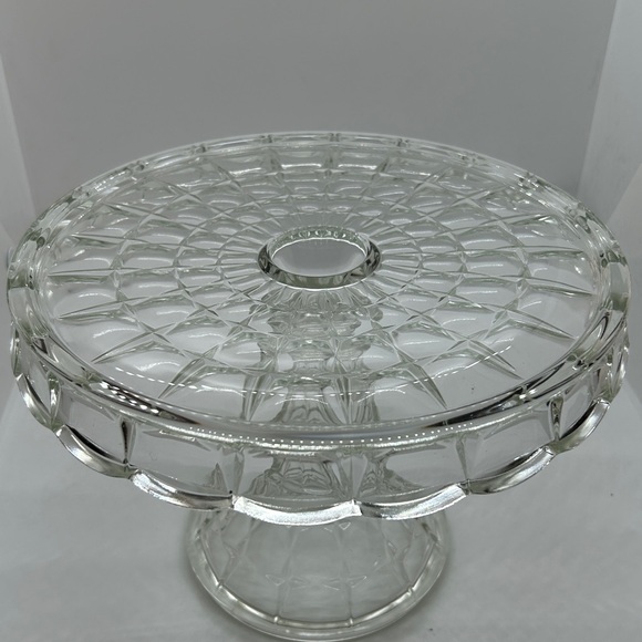 Vintage Indiana Glass Constellation Pattern Pedestal Cake Plate w/Rum Well - Picture 2 of 9